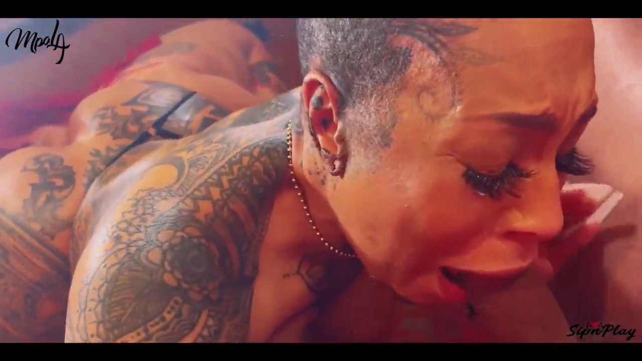 Hawk Tuah's oral skills on a thick black shaft porn video