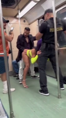 Luna Bella's steamy subway solo show with explosive finish porn video